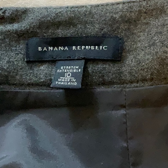 Michael Kors Sweater & Banana Republic pencil skirt - Picture 4 of 7